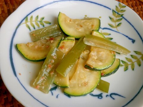 ズッキーニと茎わかめの明太子ソテー